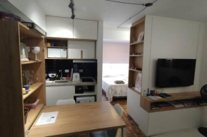 Apartamento reformado no Centro!